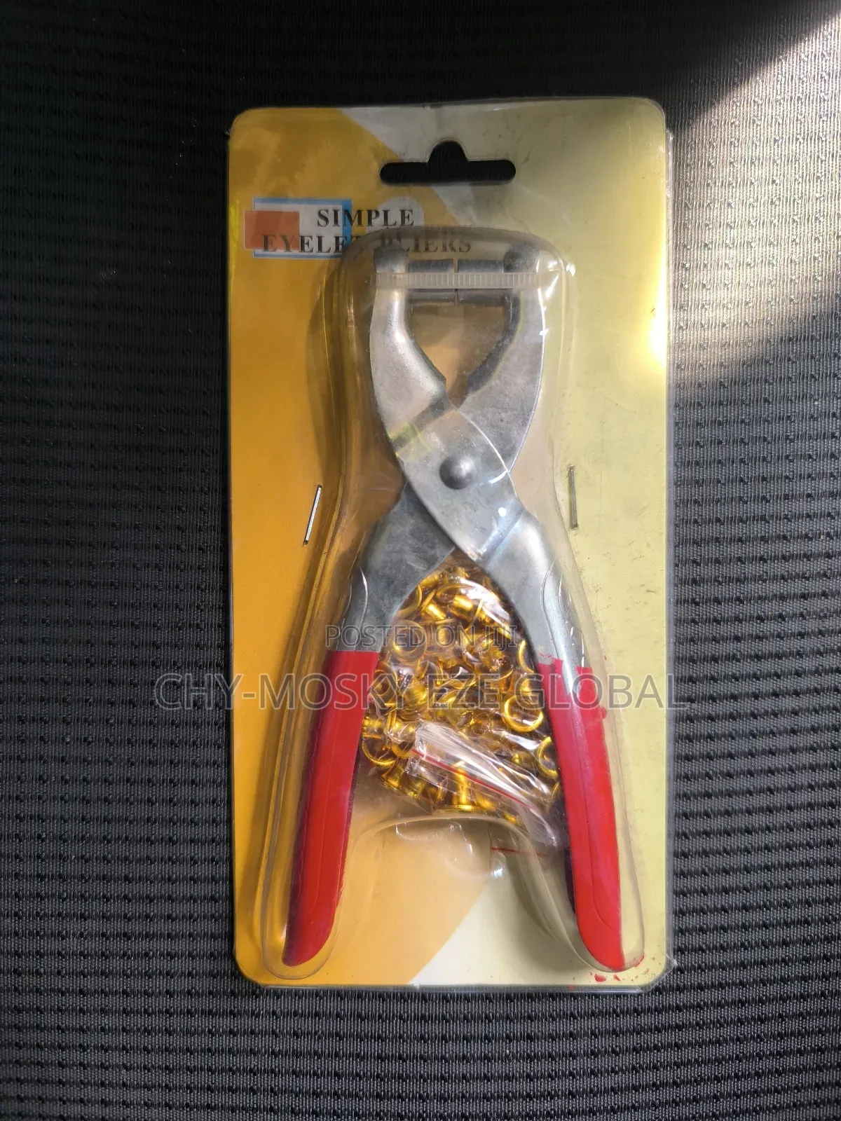 Eyelet Plier