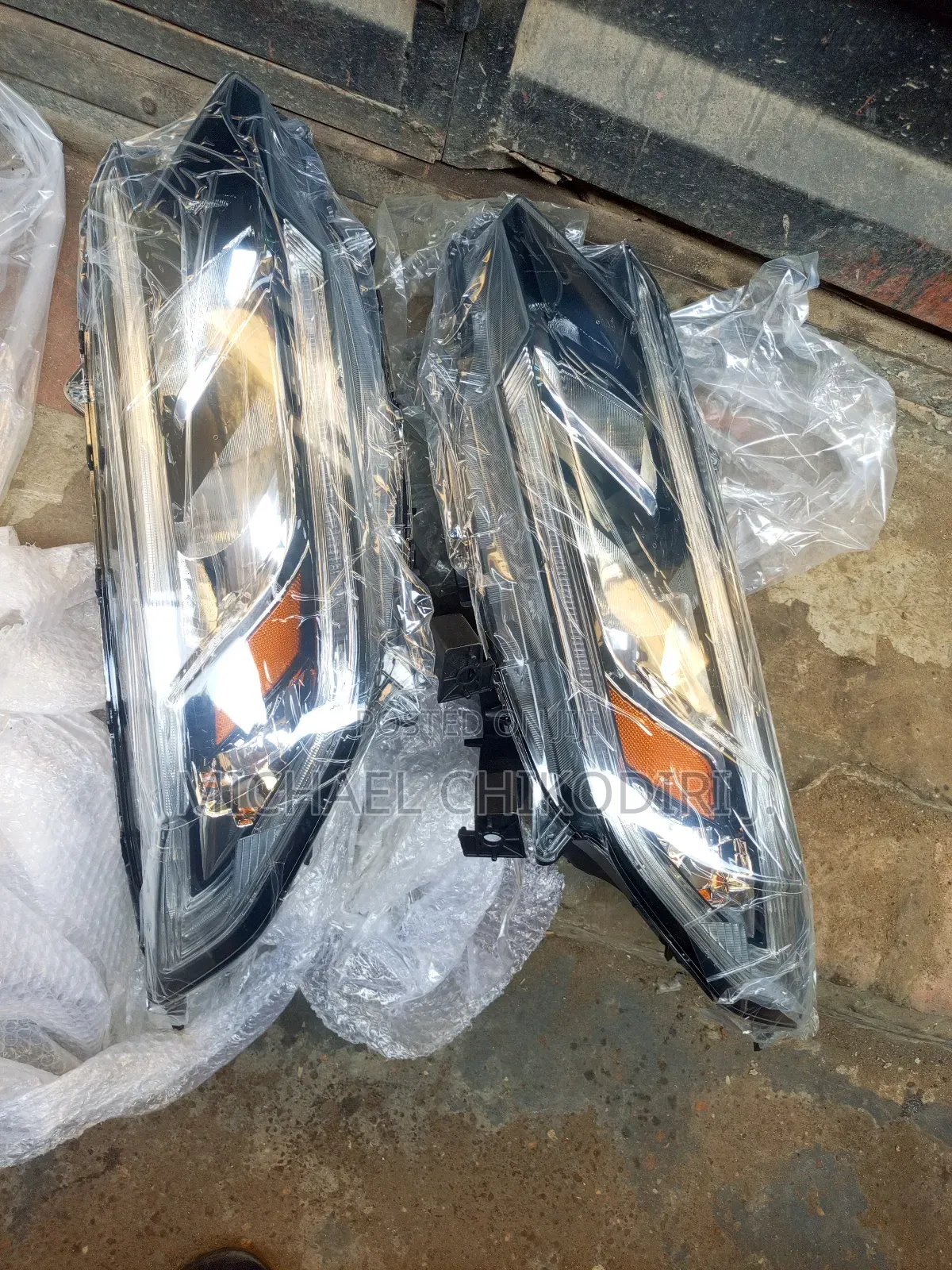 Headlights Honda Cr-v 2017 Model