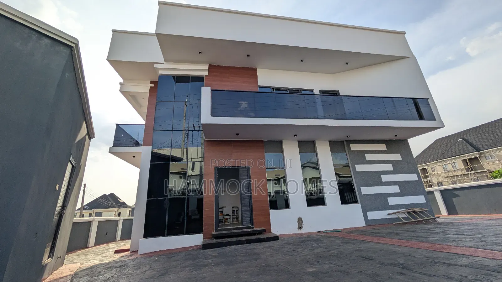 4bdrm Duplex in Carlton Gate Estate, Akobo for sale