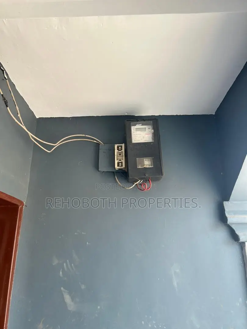 3bdrm Bungalow in Jankanta, Akala Express for rent