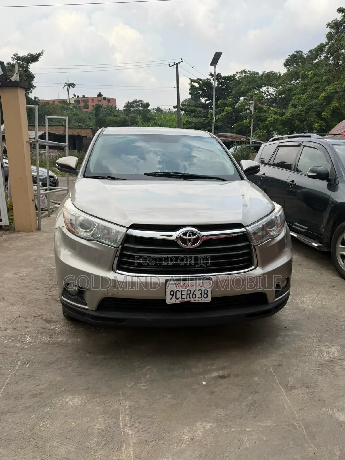 Toyota Highlander LE Plus V6 4x4 (3.5L 6cyl 6A) 2016 Silver
