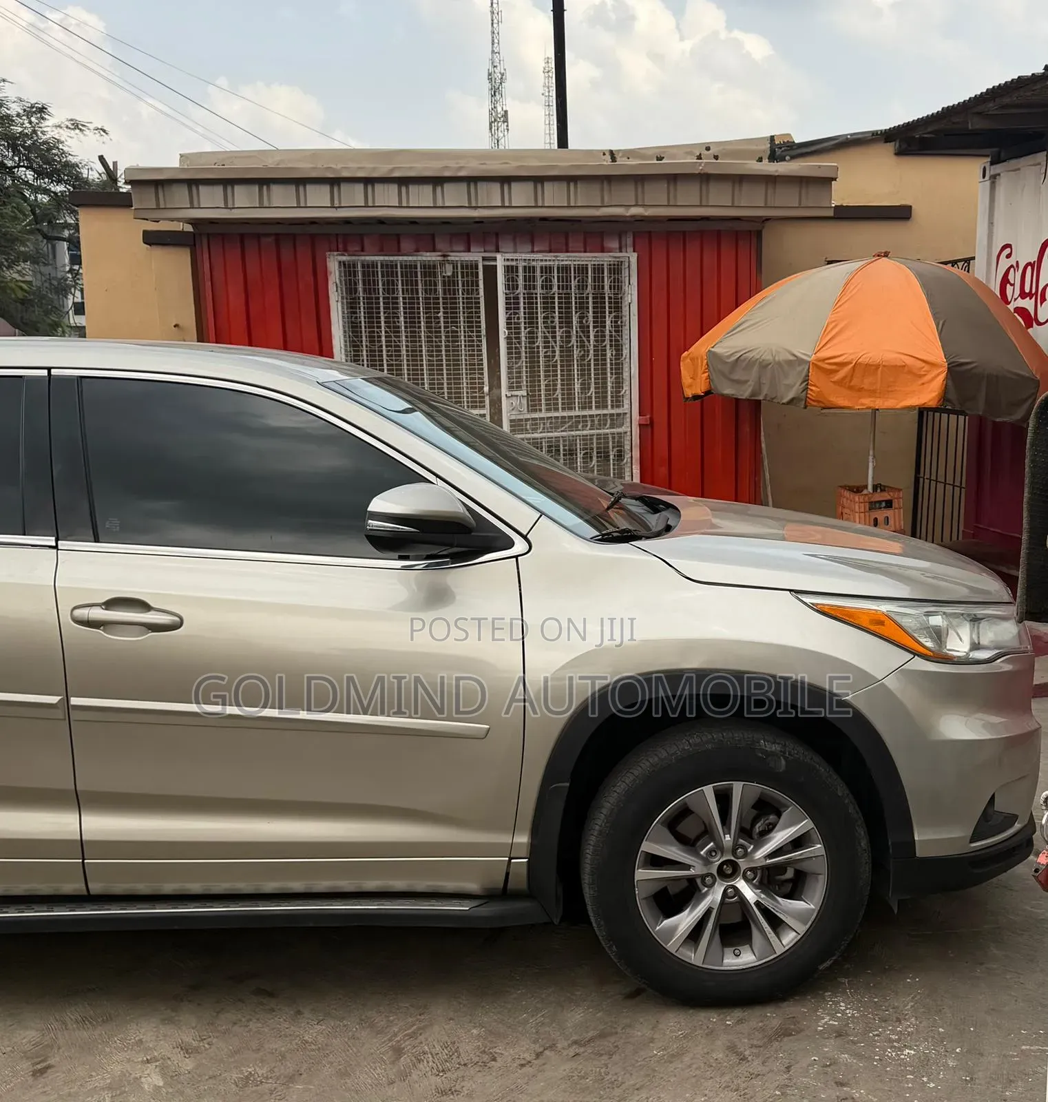 Toyota Highlander LE Plus V6 4x4 (3.5L 6cyl 6A) 2016 Silver