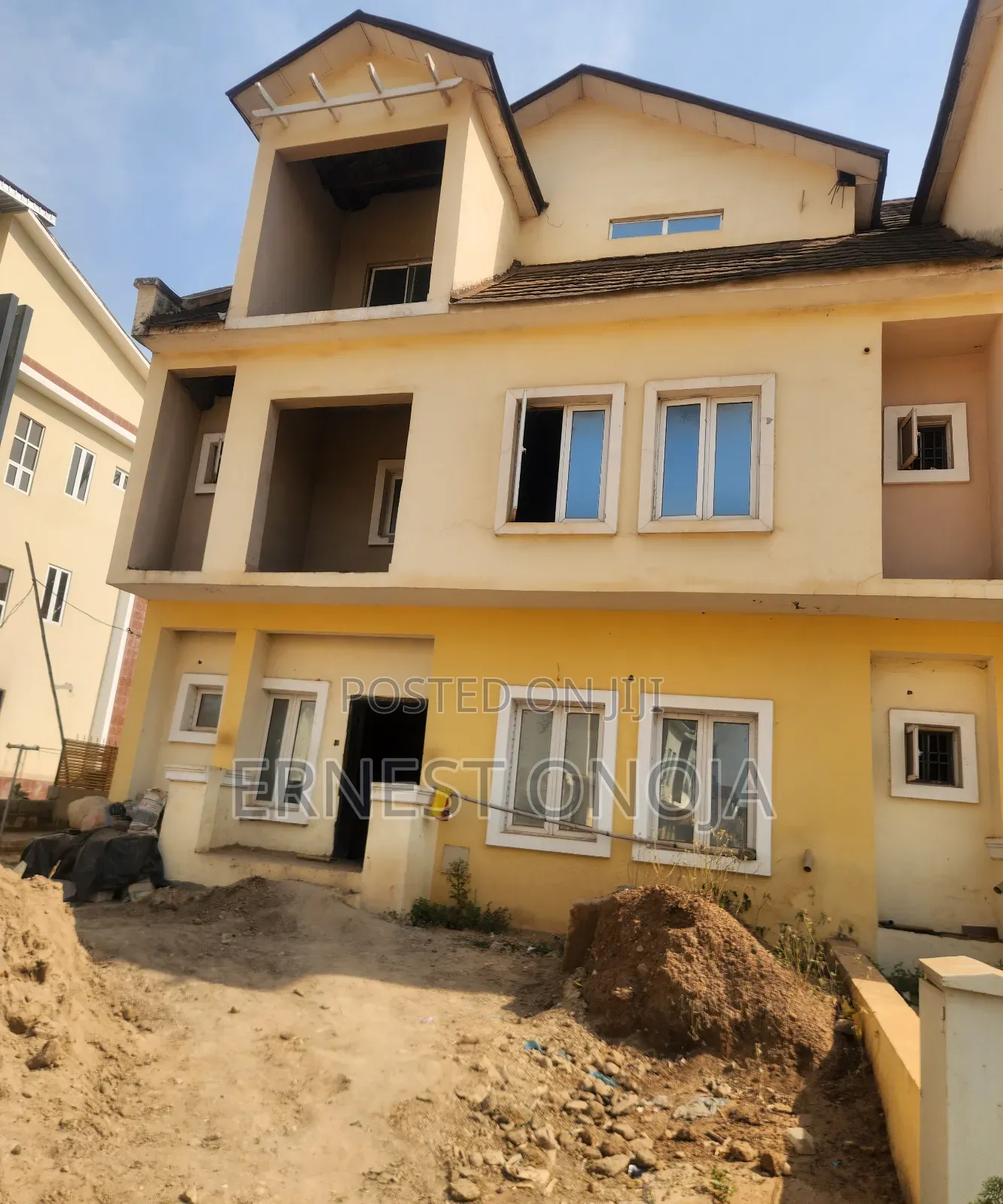 6bdrm Duplex In Mabushi, Gwarinpa For Sale