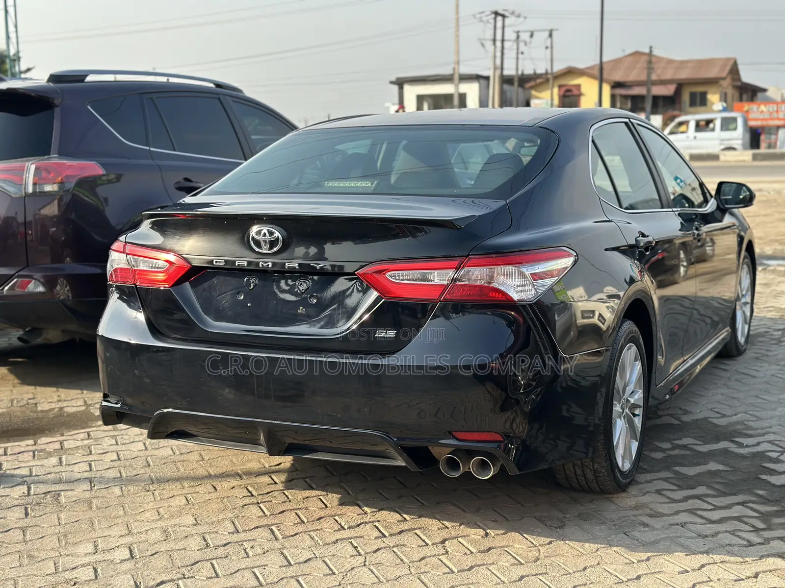 Toyota Camry SE FWD 2020 Black