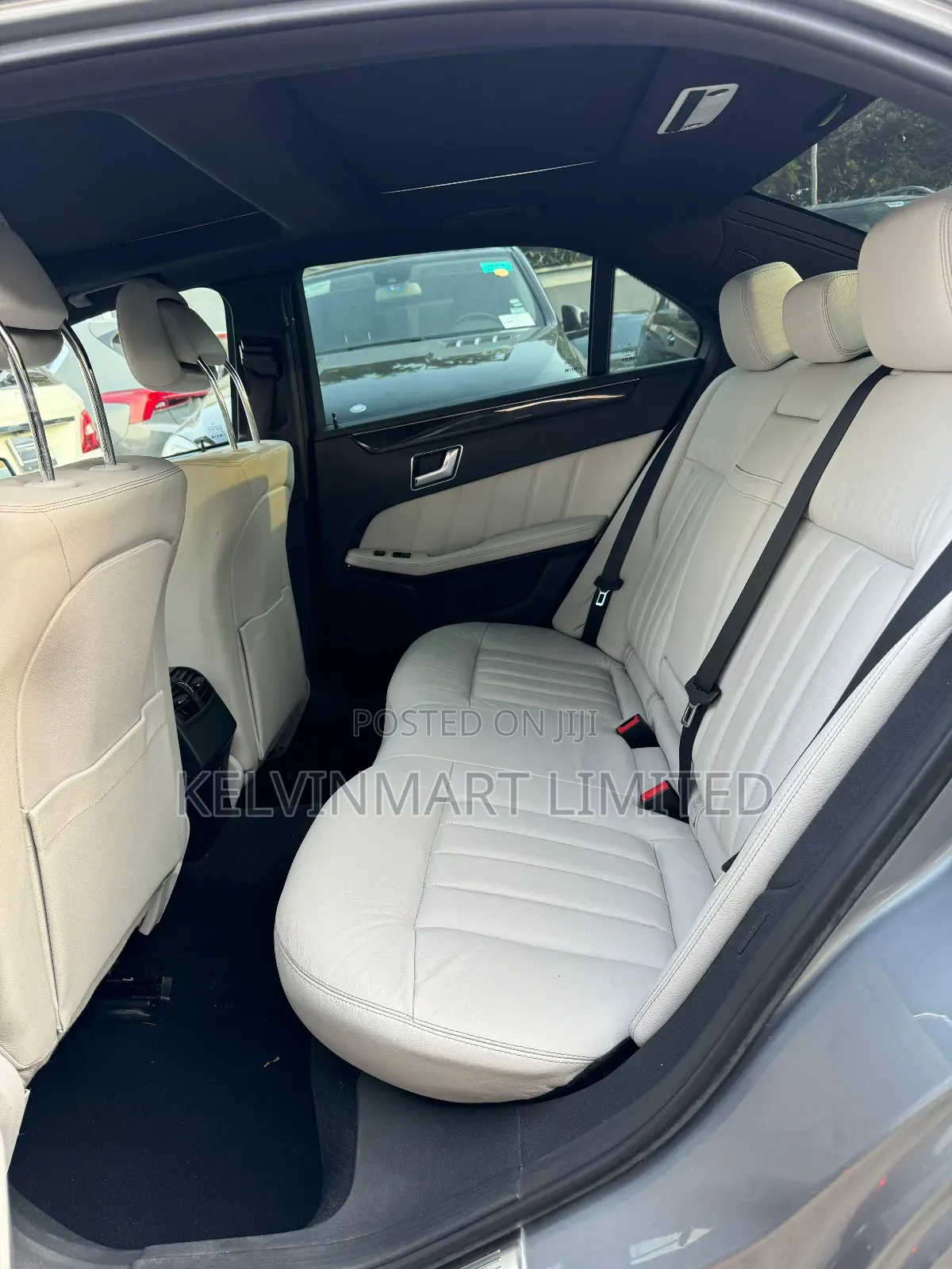 Mercedes-Benz E350 Base 4Matic Sedan AWD (3.5L 6cyl 7A) 2014 Gray