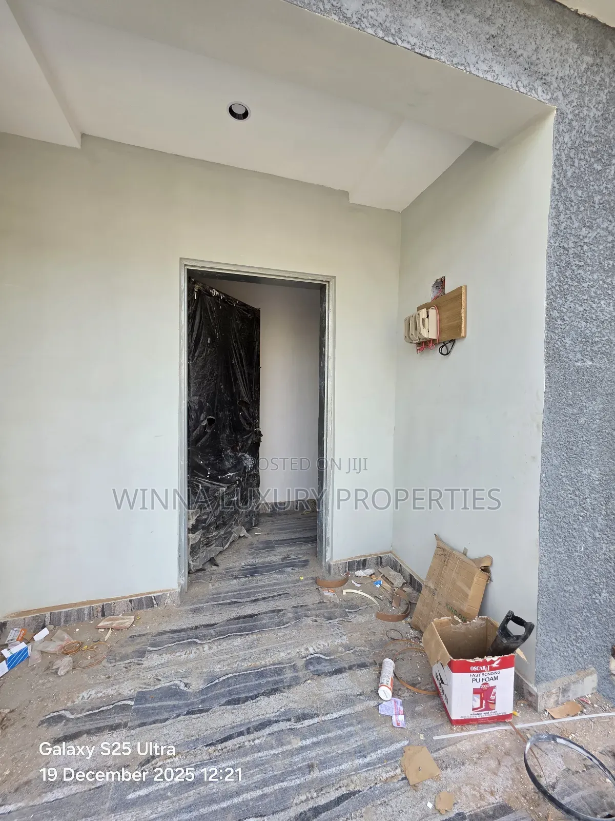 4bdrm Duplex in River Park Estate, for sale
