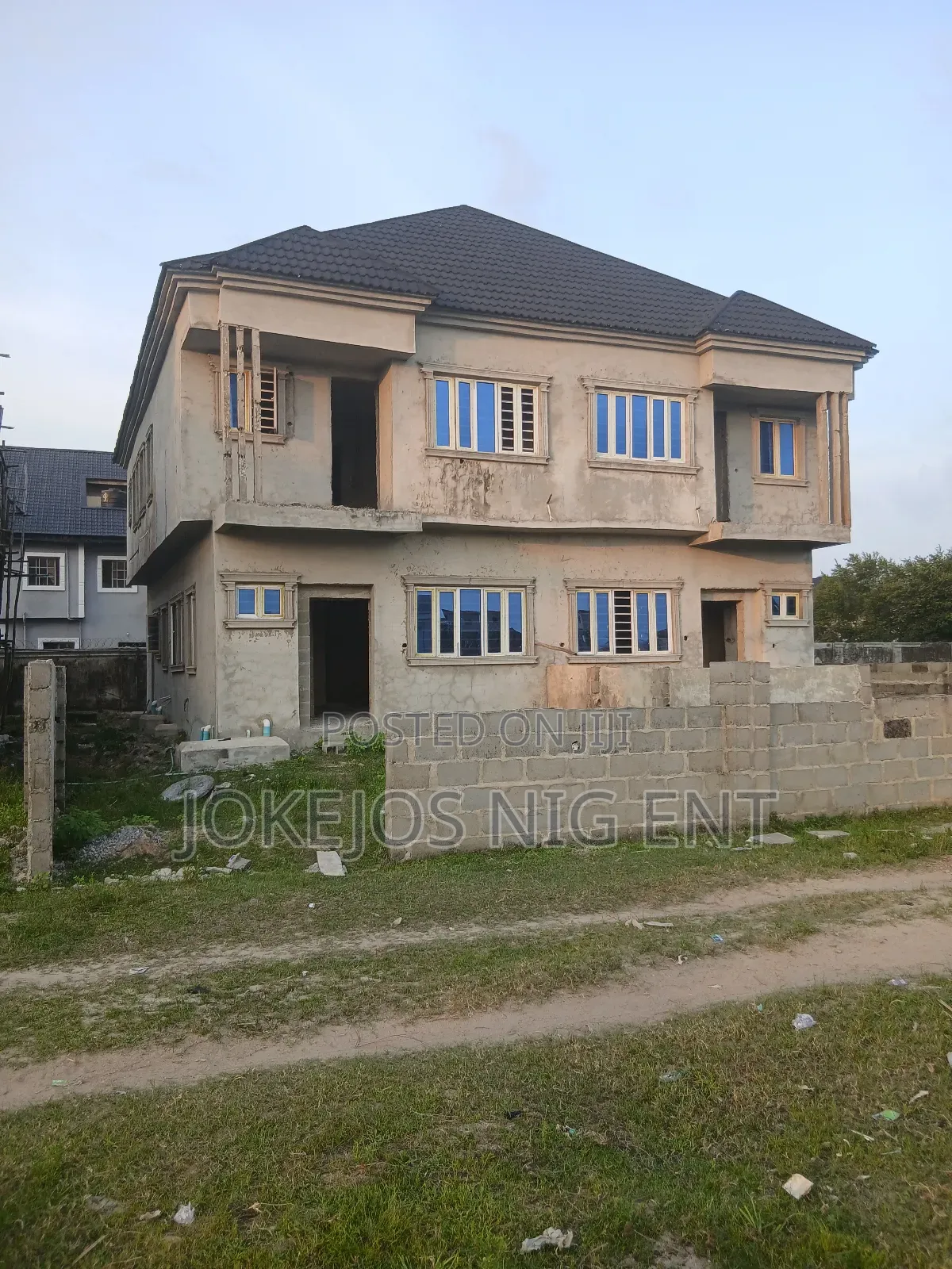 4bdrm Duplex In Gbetu New Road, Awoyaya For Sale