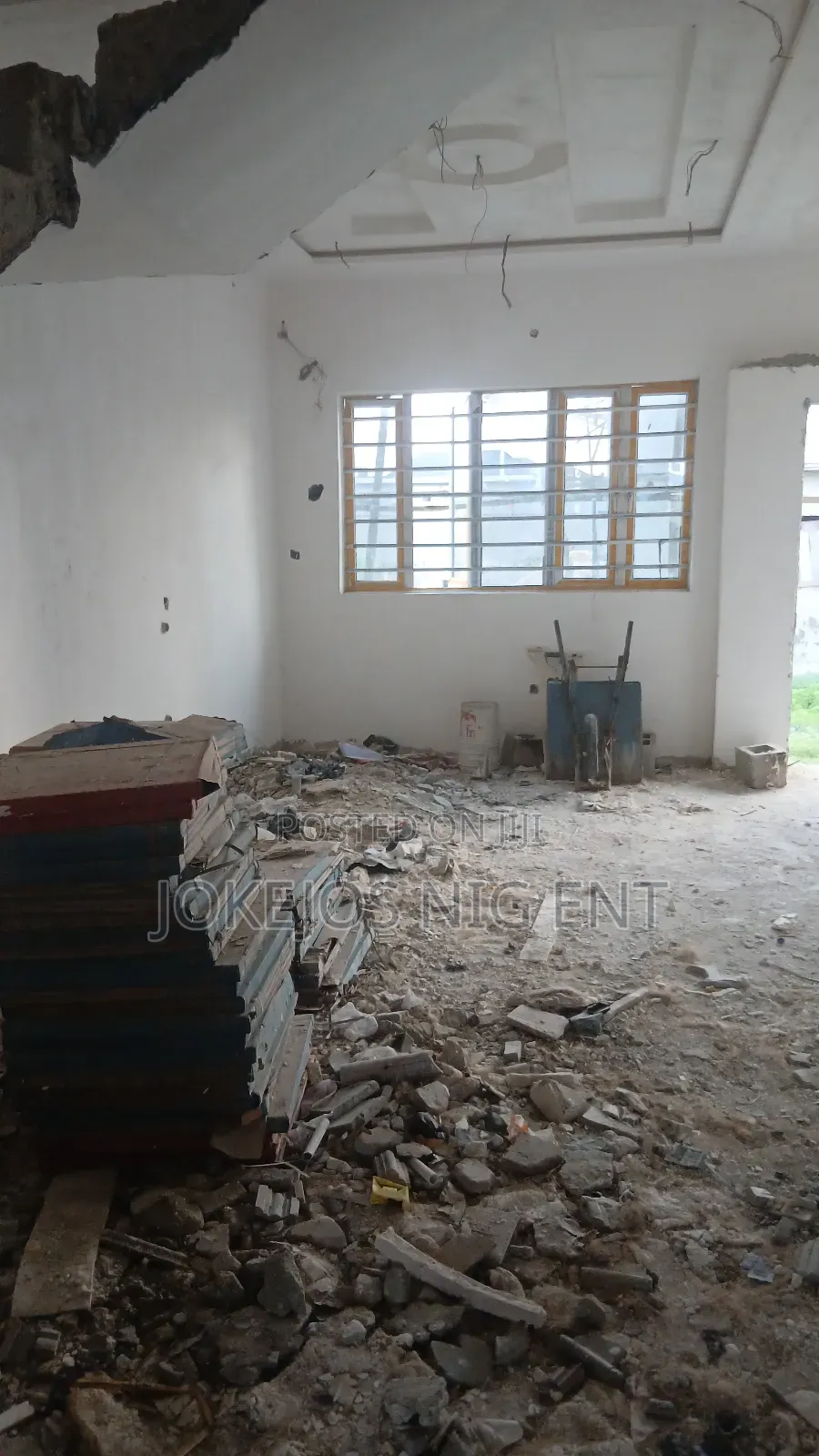 4bdrm Duplex In Gbetu New Road, Awoyaya For Sale