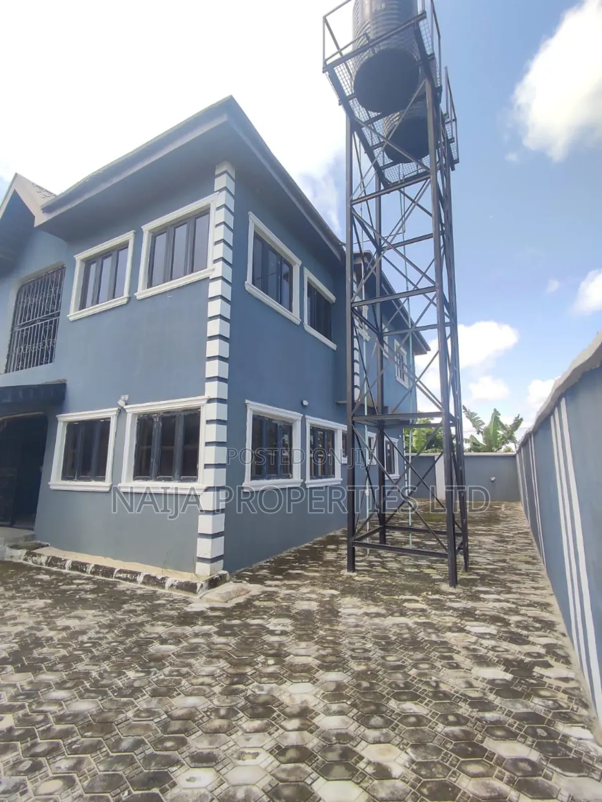 2bdrm Block of Flats in Awoyaya for sale
