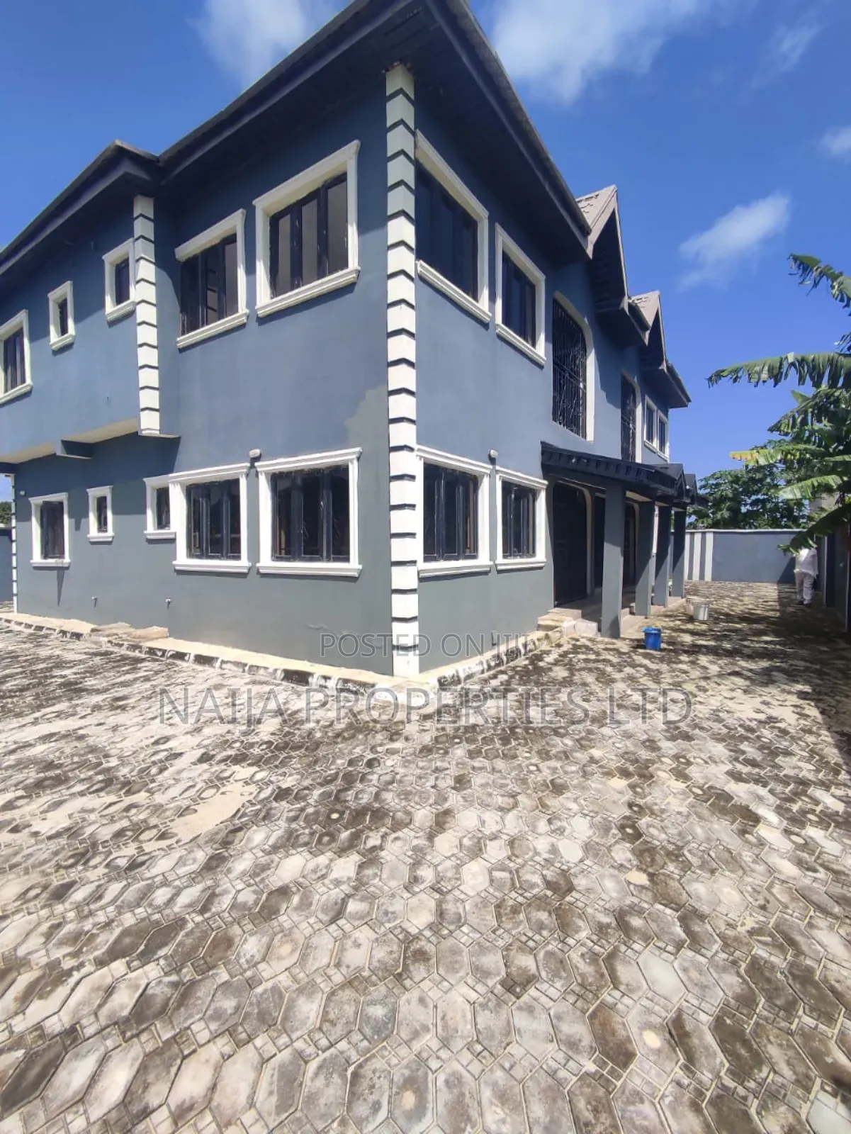 2bdrm Block of Flats in Awoyaya for sale