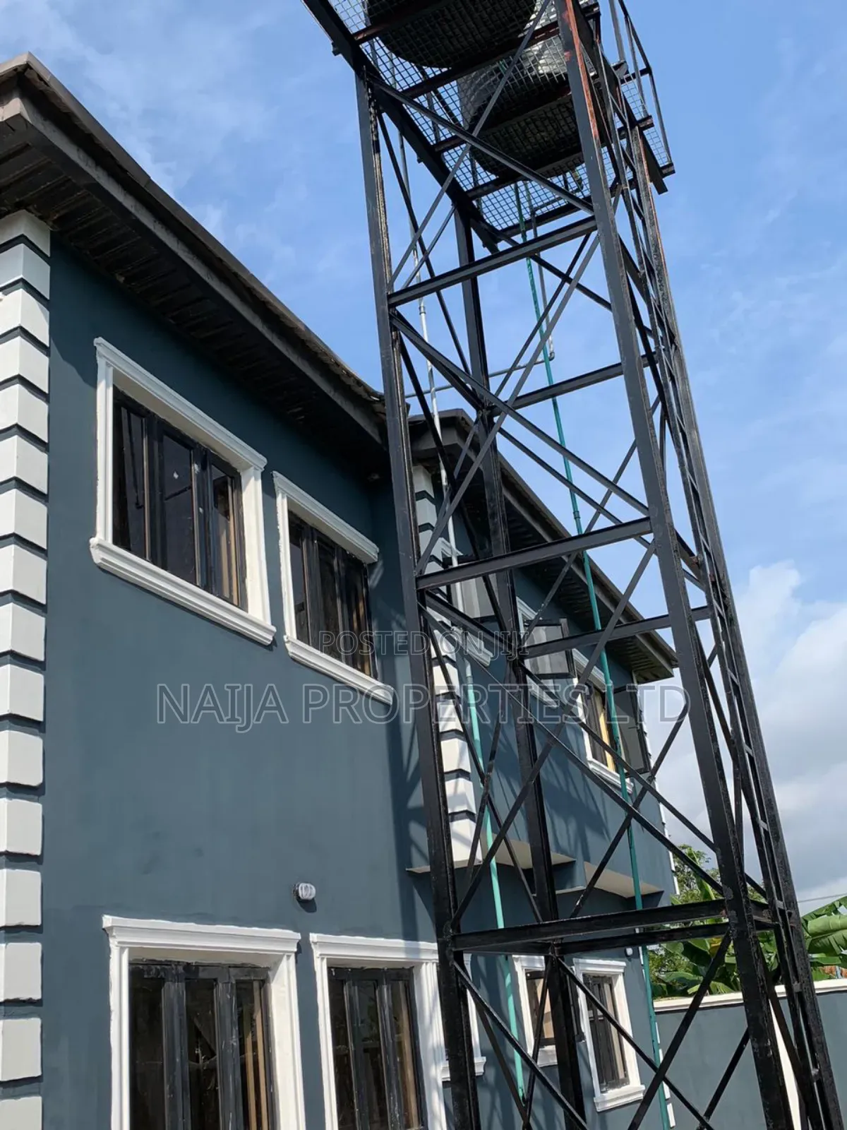 2bdrm Block of Flats in Awoyaya for sale