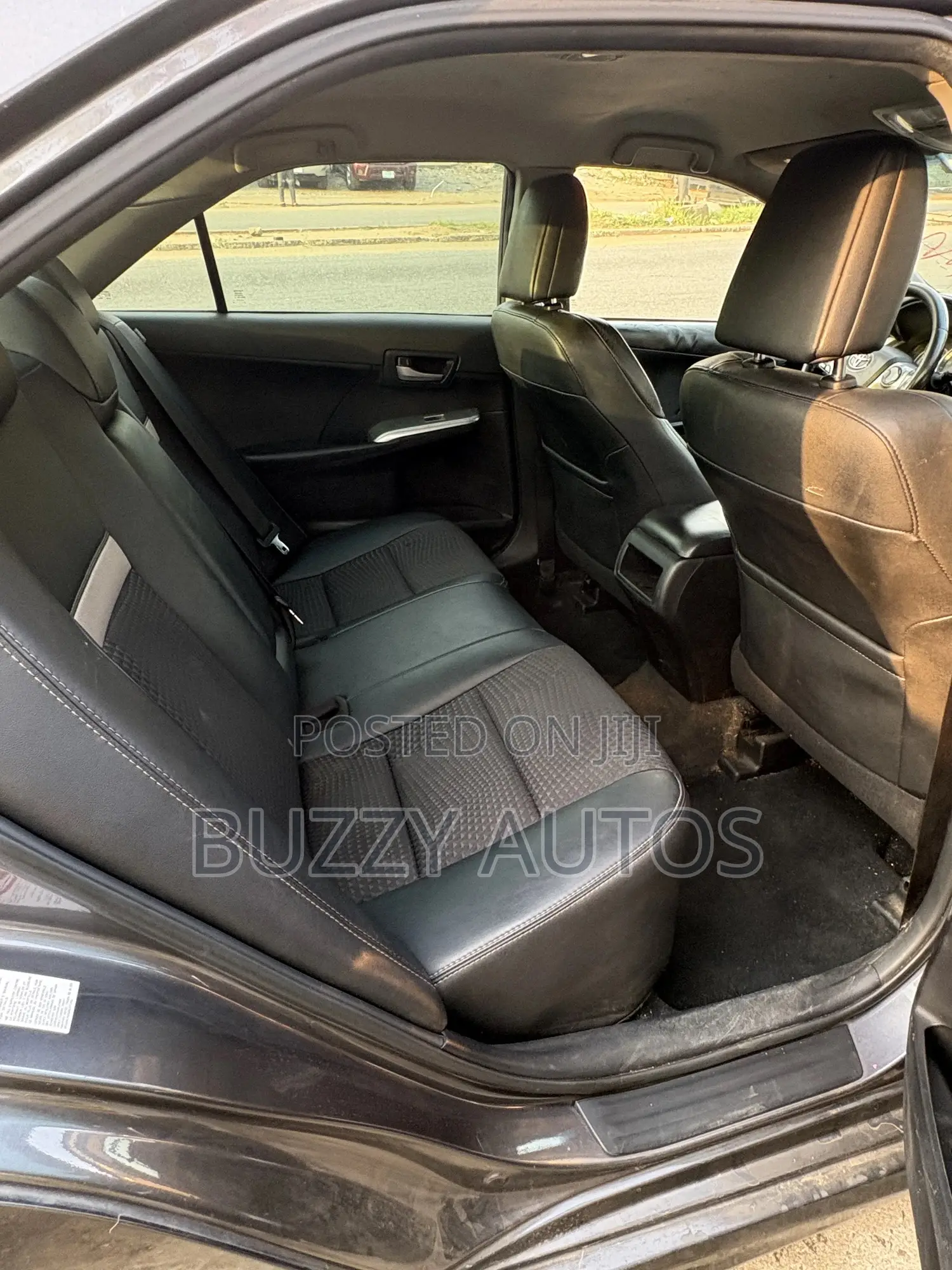 Toyota Camry SE Sport 4dr Sedan (2.5L 4cyl 6A) 2014 Gray