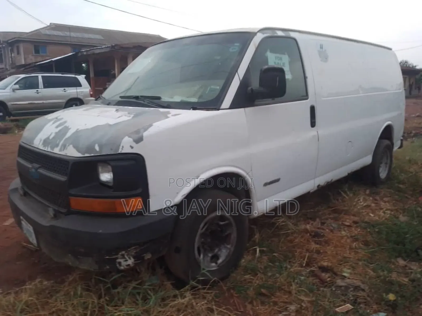 Chevrolet C5500 1999 White