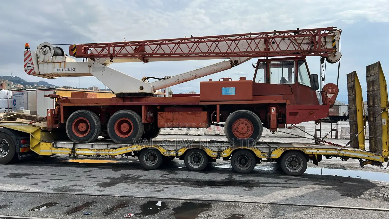 30 Tons Iveco All-Terrain Motor Crane - Foreign Use