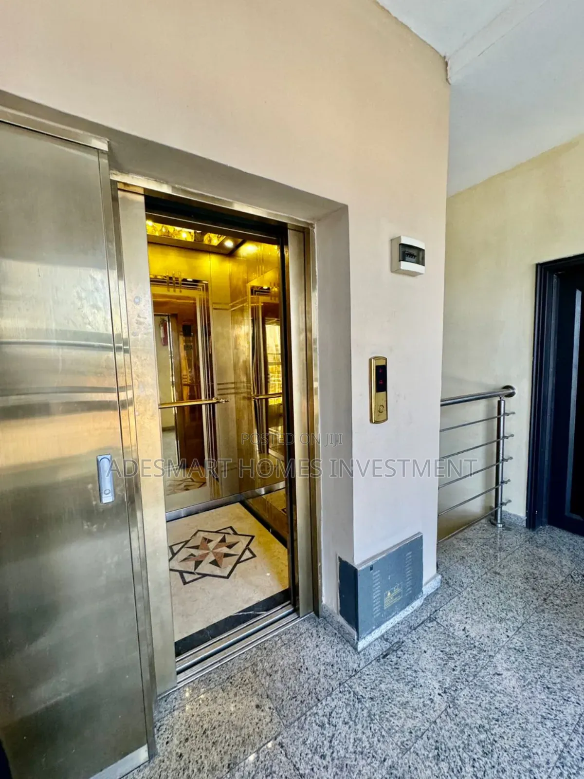 3bdrm Apartment in Lekki Phase 1 for rent