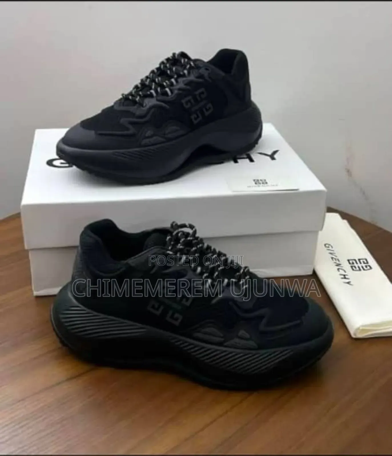 Original Givenchy Sneakers