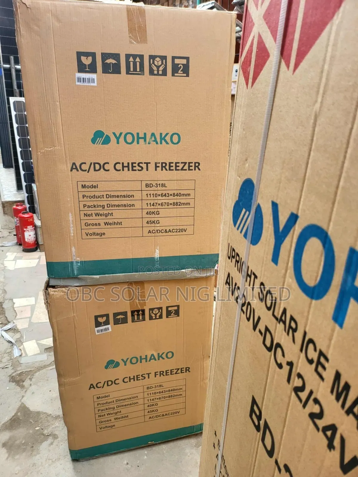 Yohako Ac/Dc Chest Freezer 318l