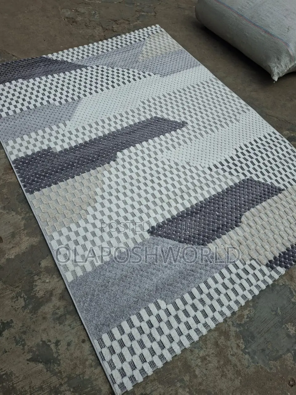 Hans Detailed Quality Turkish Rug