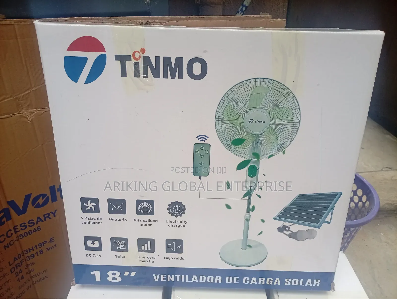 Low Noise 18 Inches Solar Rechargeable Fan