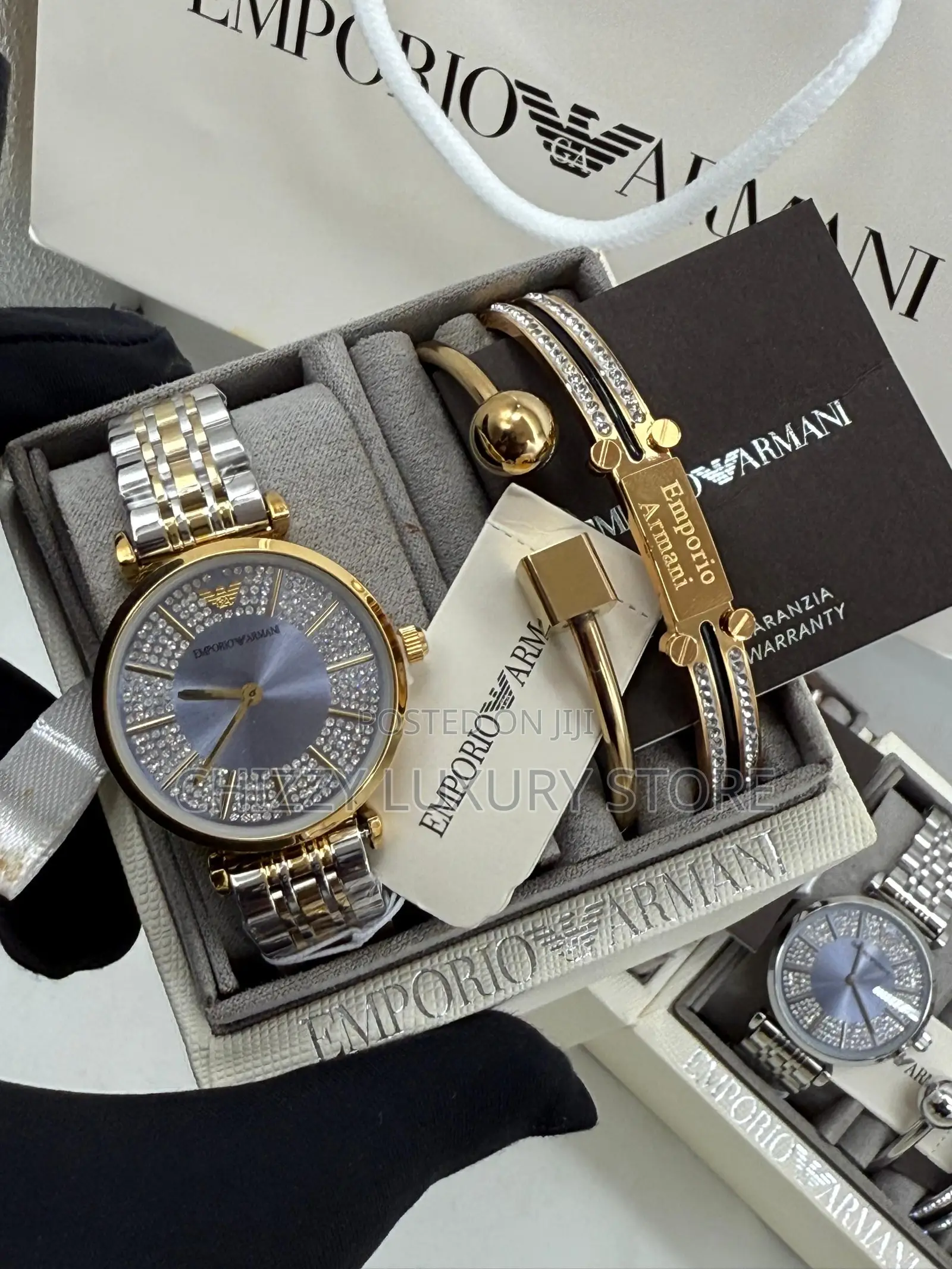 Emporio Armani Quality Luxury Ladies Set Chain Strap Wristwatch