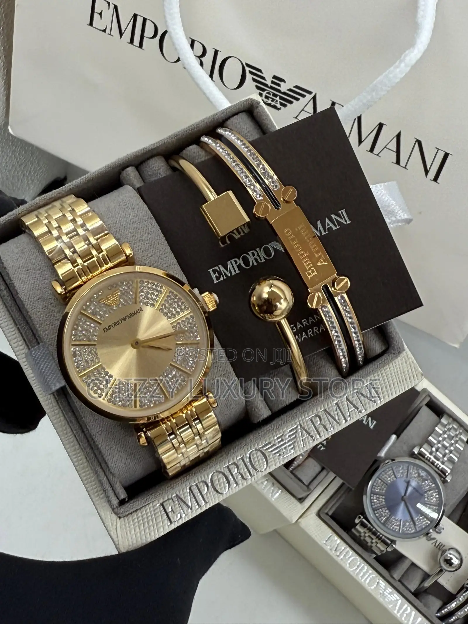Emporio Armani Quality Luxury Ladies Set Chain Strap Wristwatch