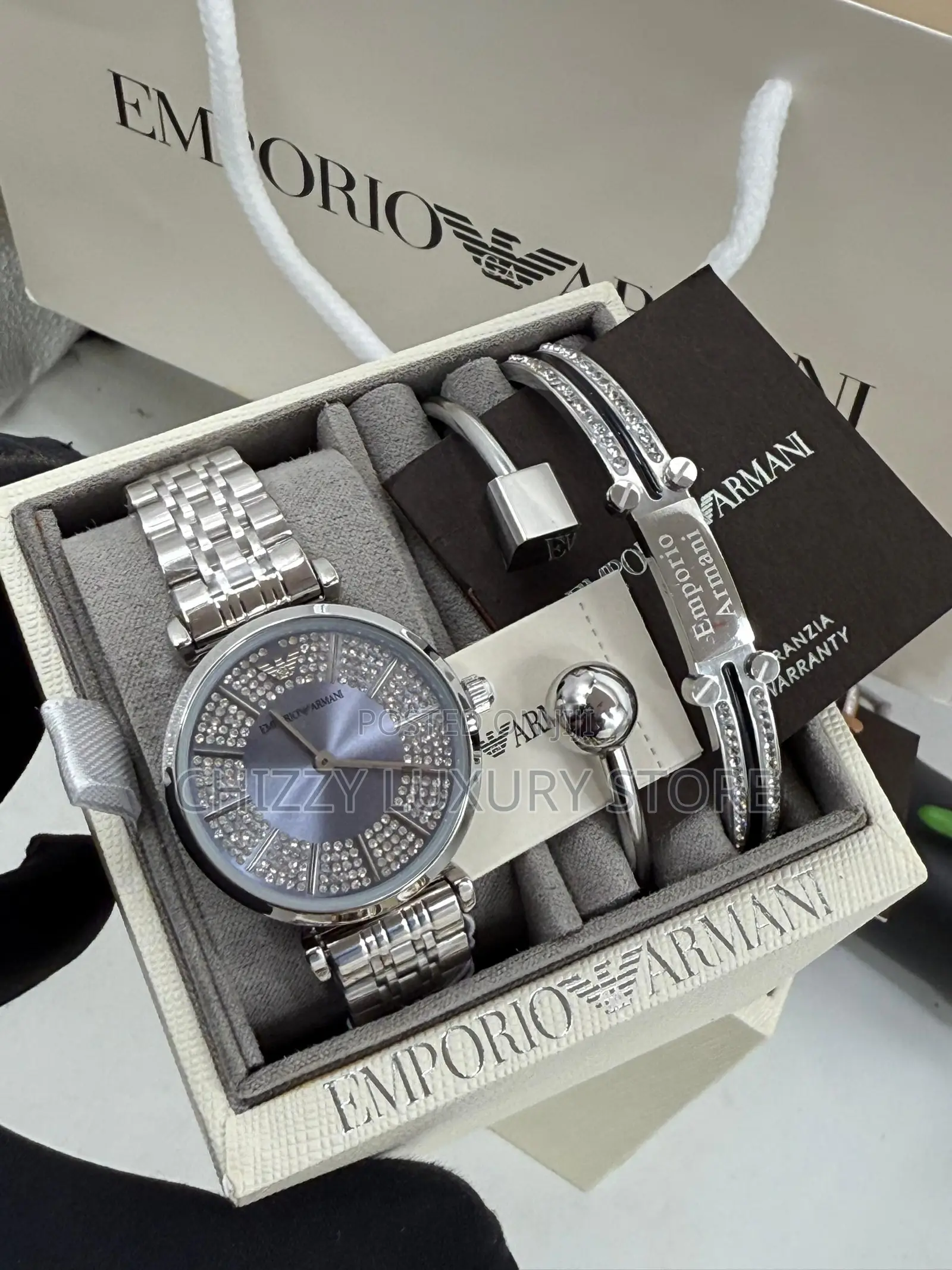 Emporio Armani Quality Luxury Ladies Set Chain Strap Wristwatch