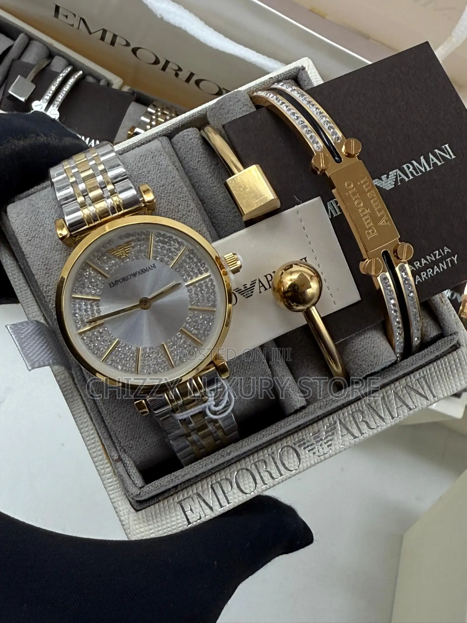 Emporio Armani Quality Luxury Ladies Set Chain Strap Wristwatch