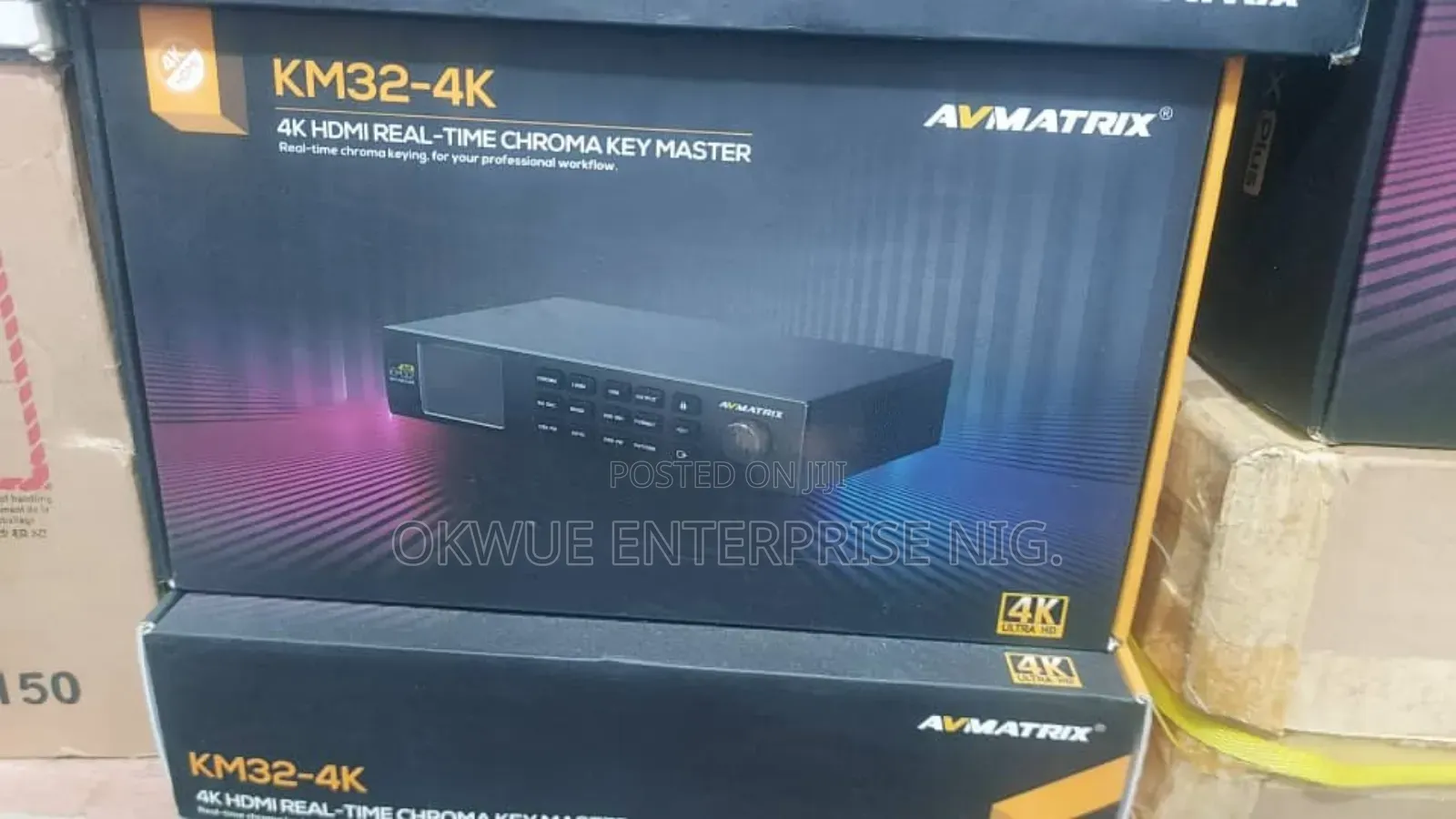 Avmatrix Km32-.
 Real-Time Chroma Key Master for Media Production.