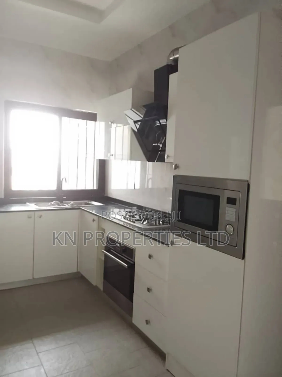 Furnished 3bdrm Apartment in 45K Us Dollars, Wuse 2 for rent