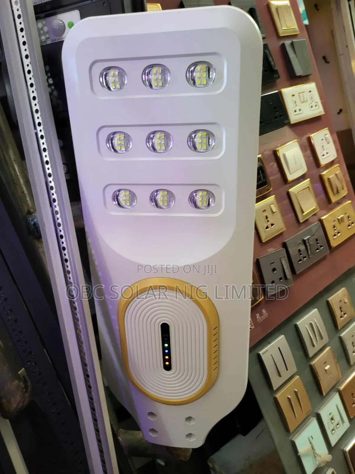 Strong D-Power Energy Street Light