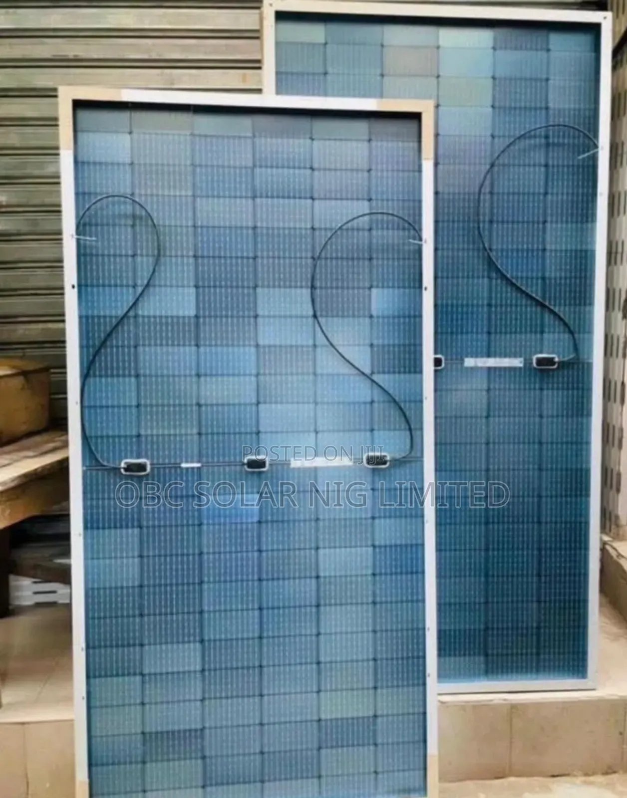 Original Jinko 700watts Solar Panel
