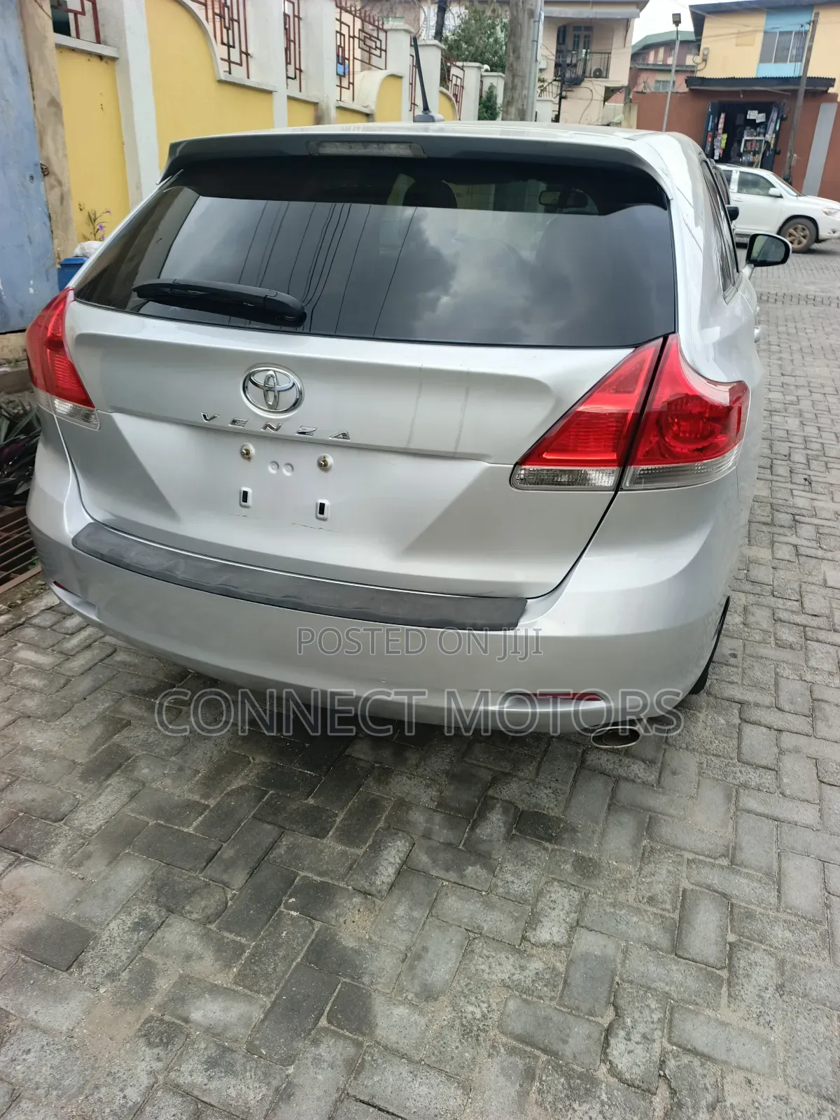 Toyota Venza 2011 Silver