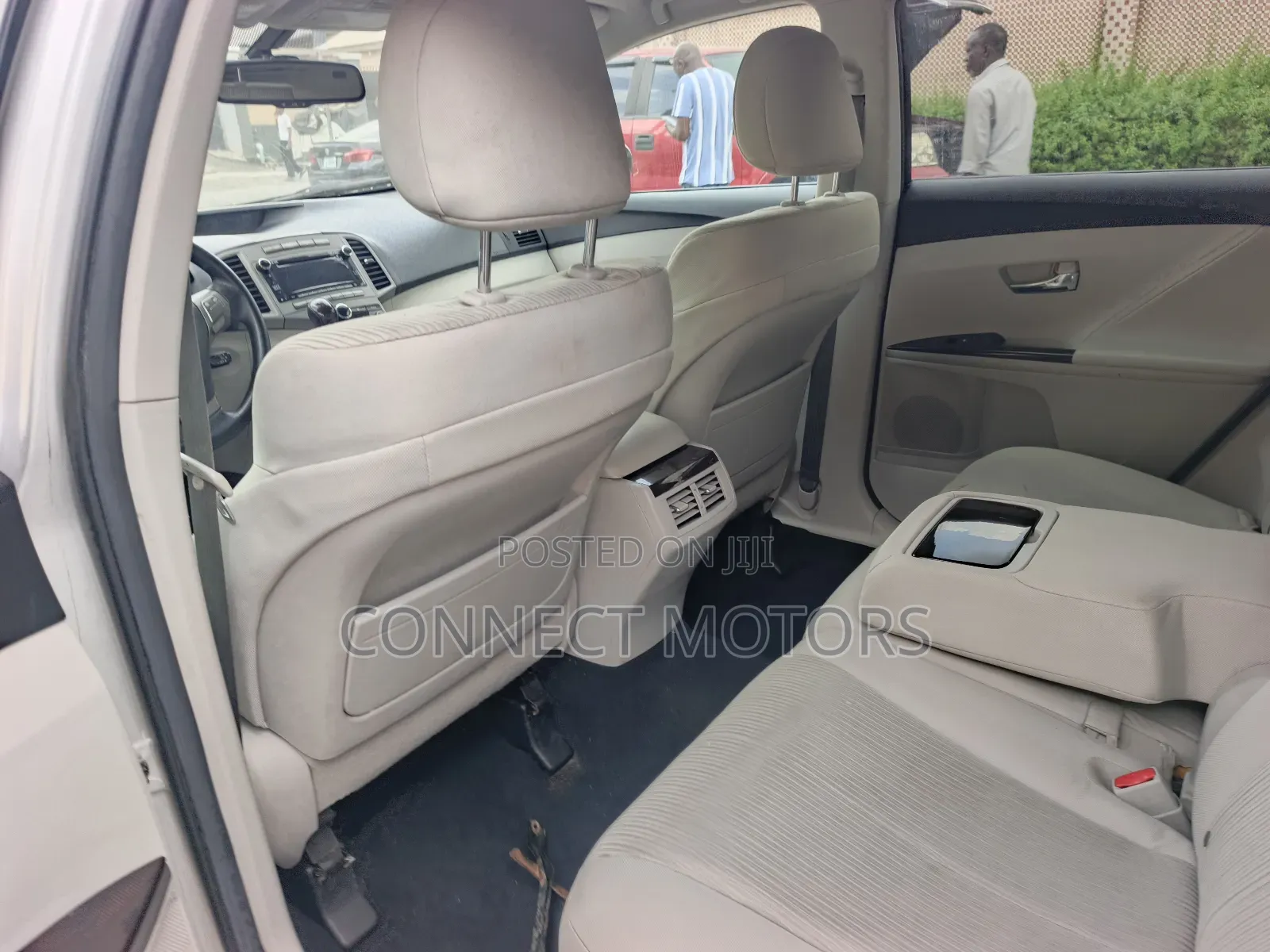 Toyota Venza 2011 Silver