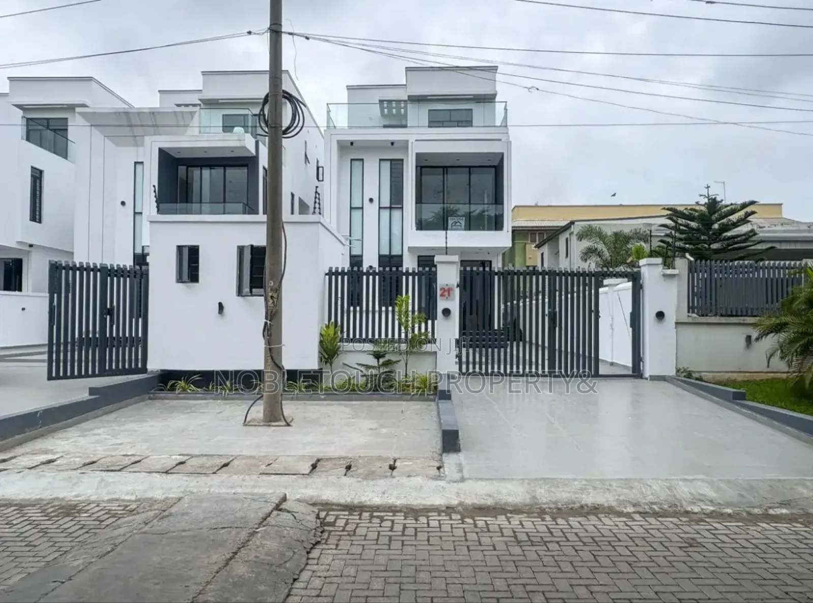 5bdrm Duplex in Lekki Lagos for sale