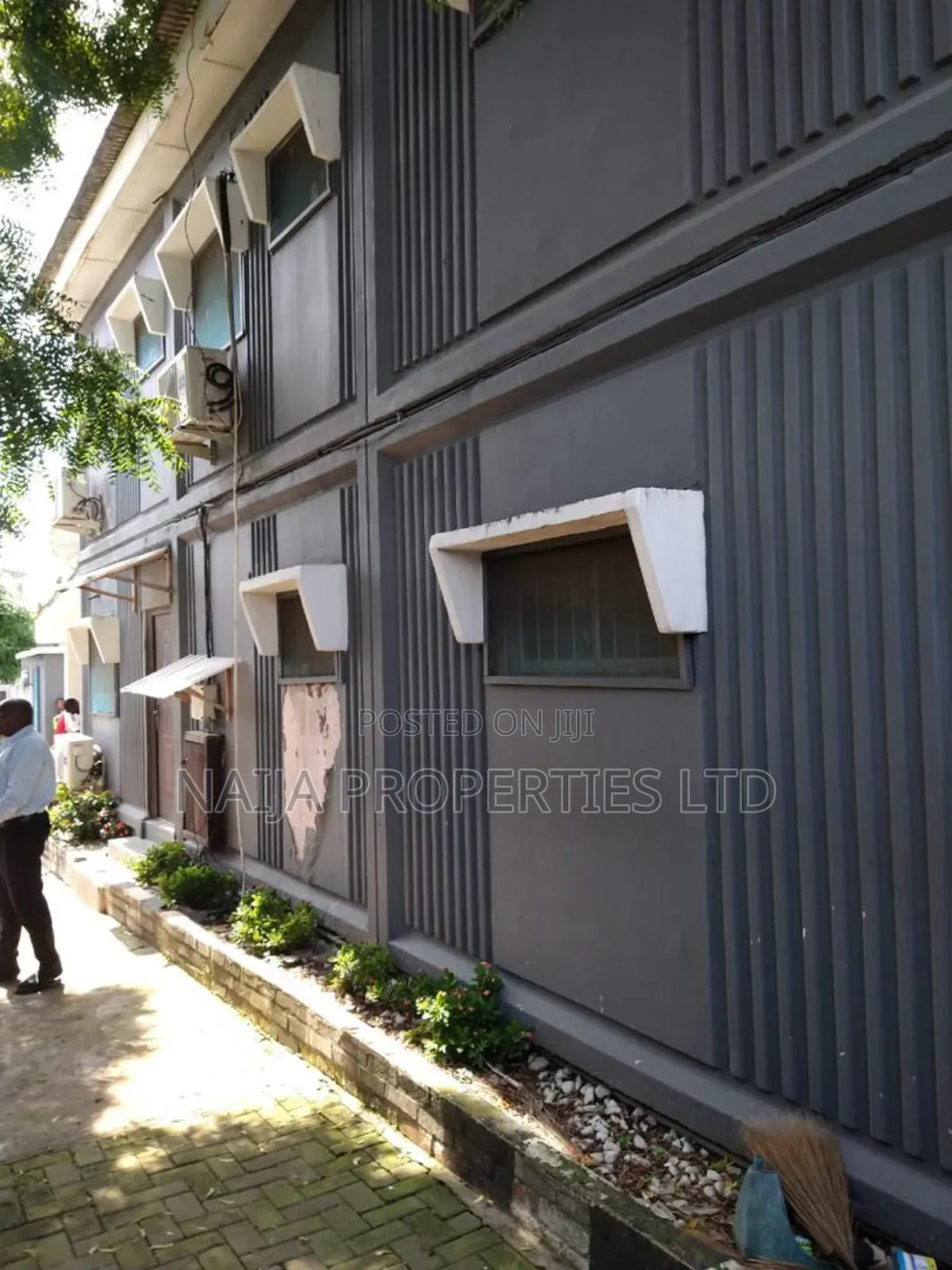 4bdrm Duplex in Dolphin Estate, Ikoyi for sale