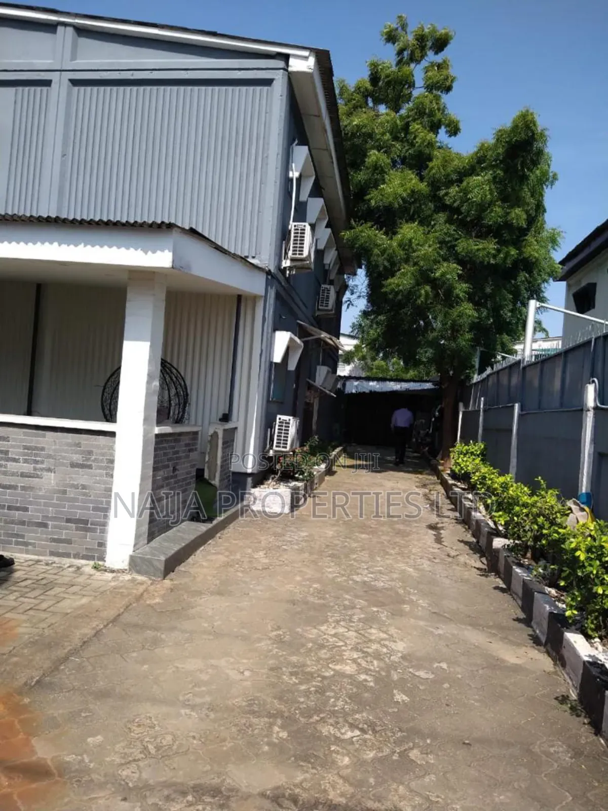 4bdrm Duplex in Dolphin Estate, Ikoyi for sale