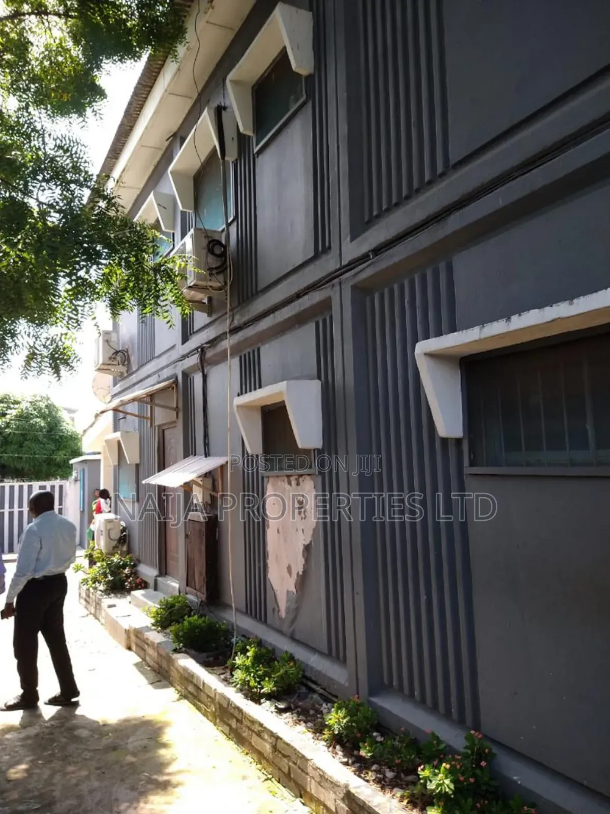 4bdrm Duplex in Dolphin Estate, Ikoyi for sale
