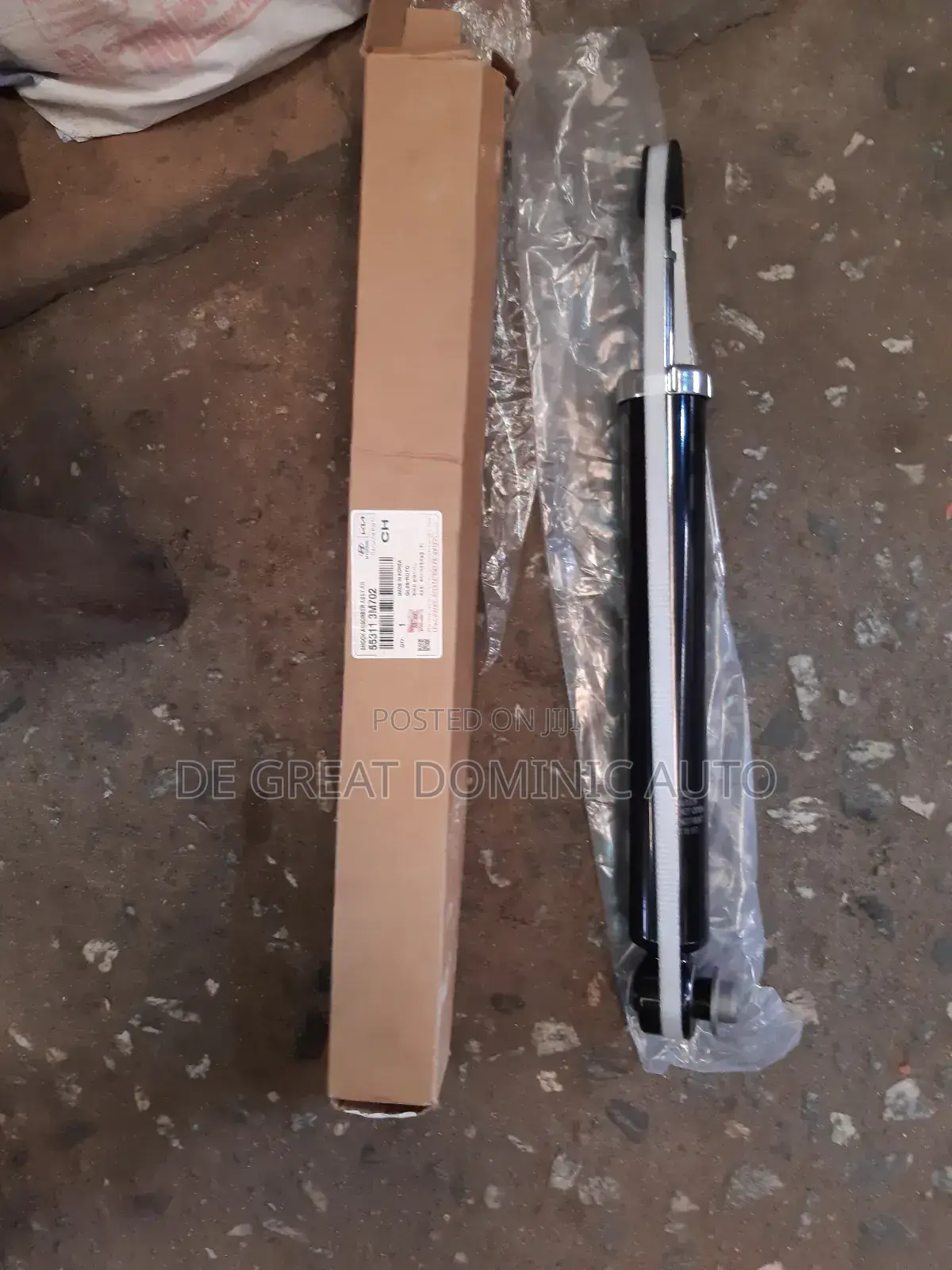 Front and Back Shock Absorbers for Hyundai Genesis
