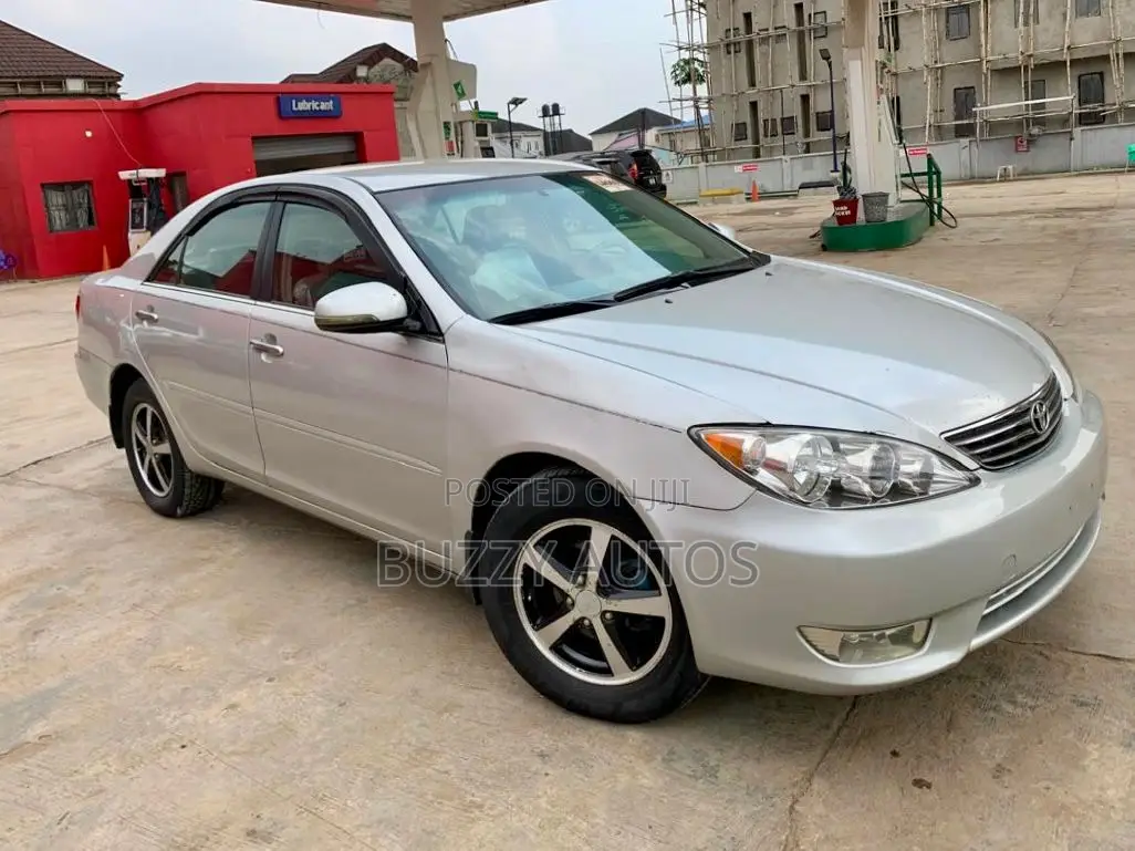Toyota Camry 2006 Silver