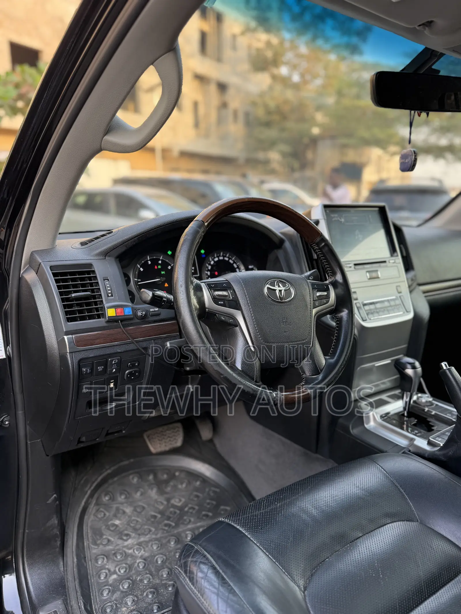 Toyota Land Cruiser 5.7 V8 GXR 2019 Black