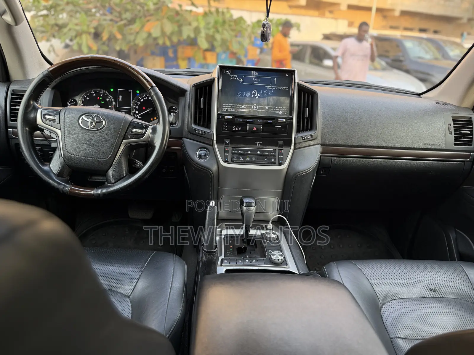 Toyota Land Cruiser 5.7 V8 GXR 2019 Black