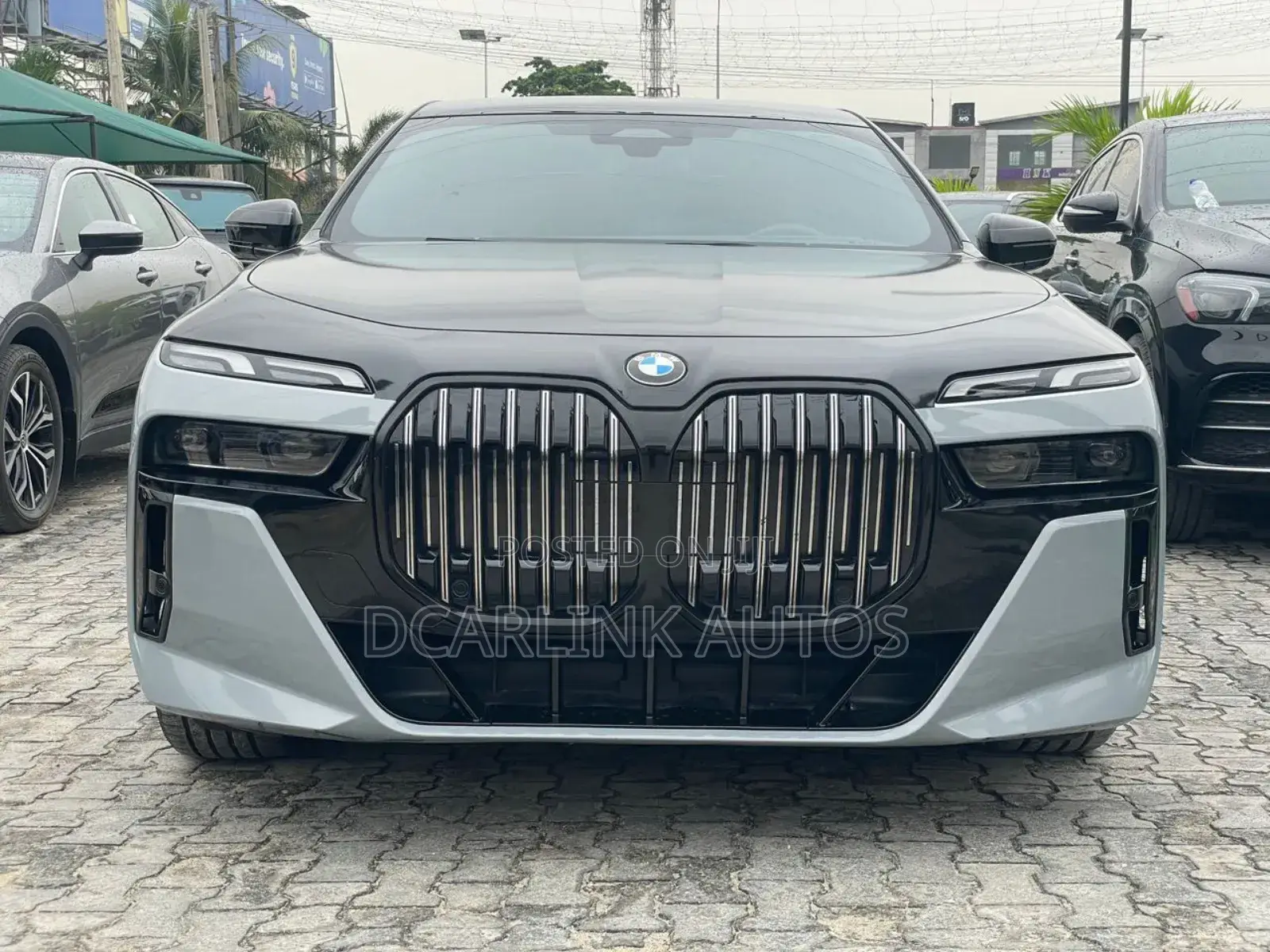 BMW 760 2023 Gray