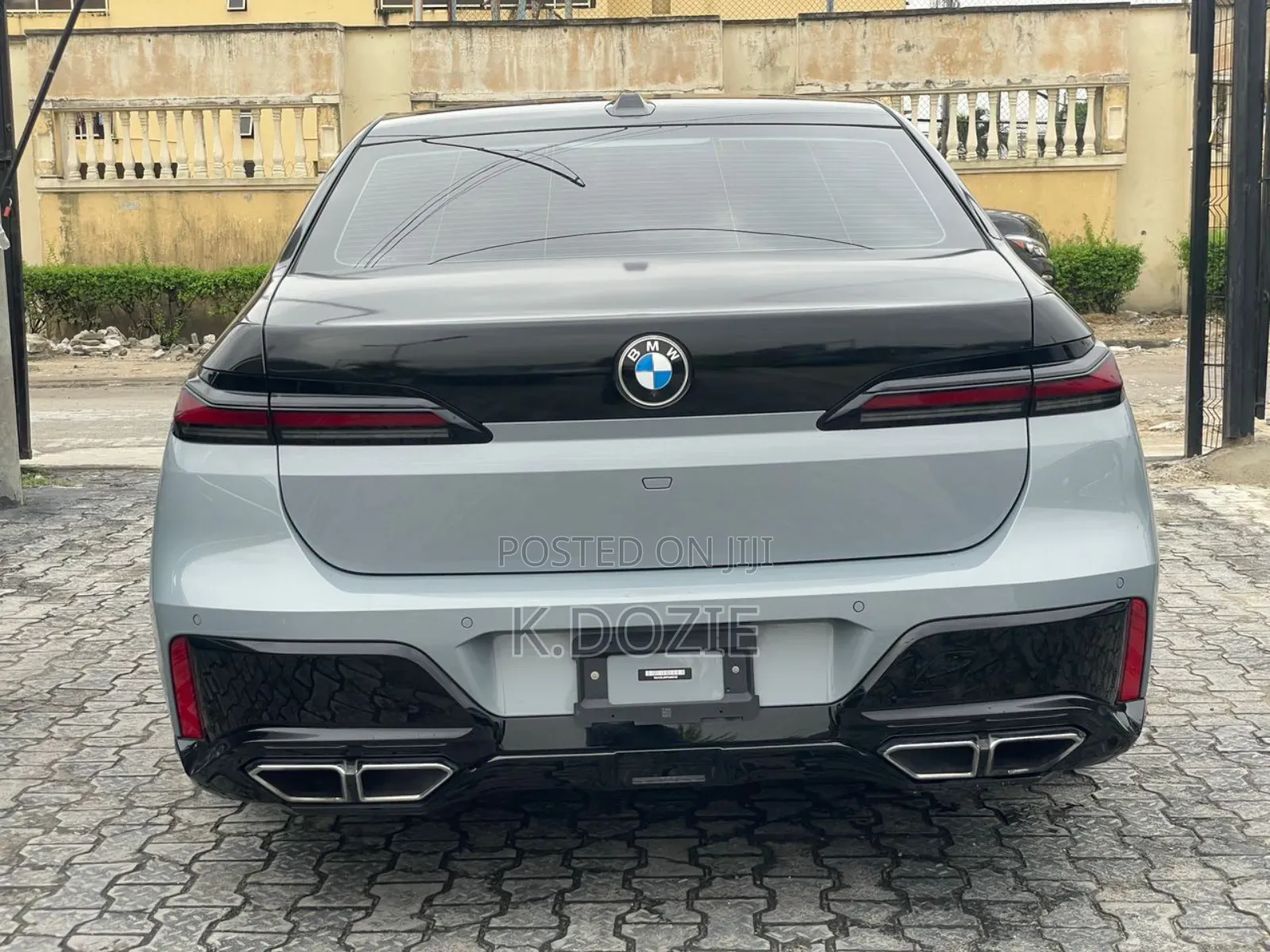 BMW 760 2023 Gray