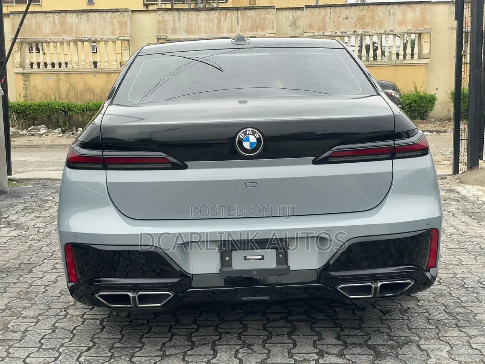 BMW 760 2023 Gray