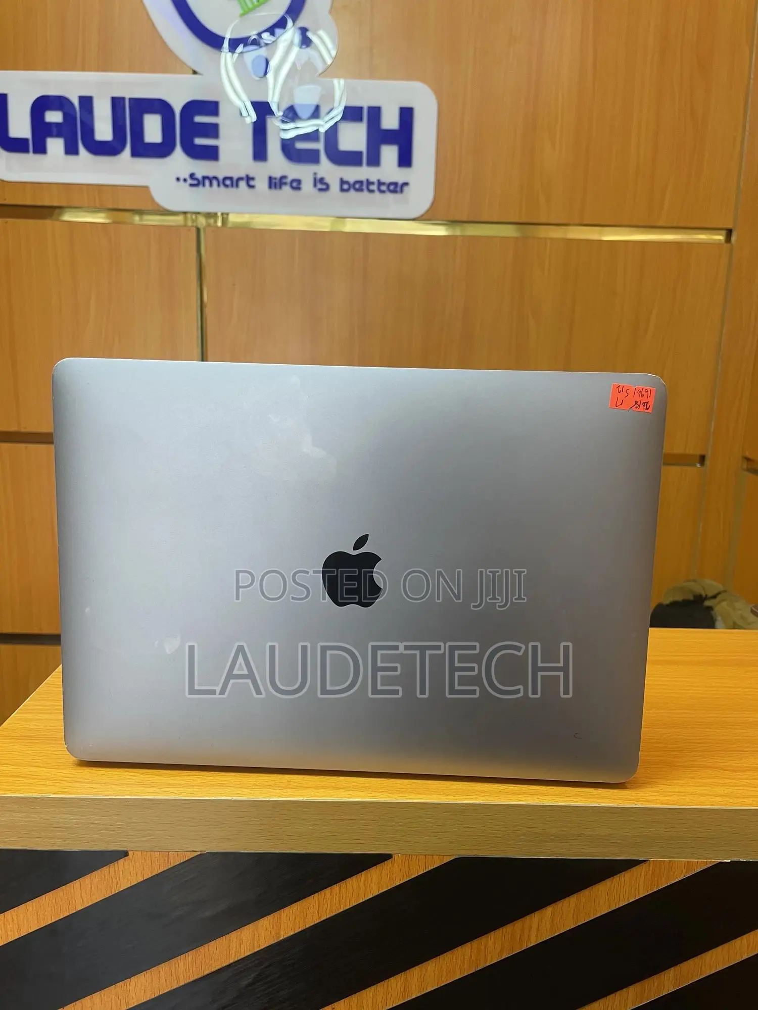 Laptop Apple MacBook Pro 2018 16GB Intel Core I7 SSD 512GB