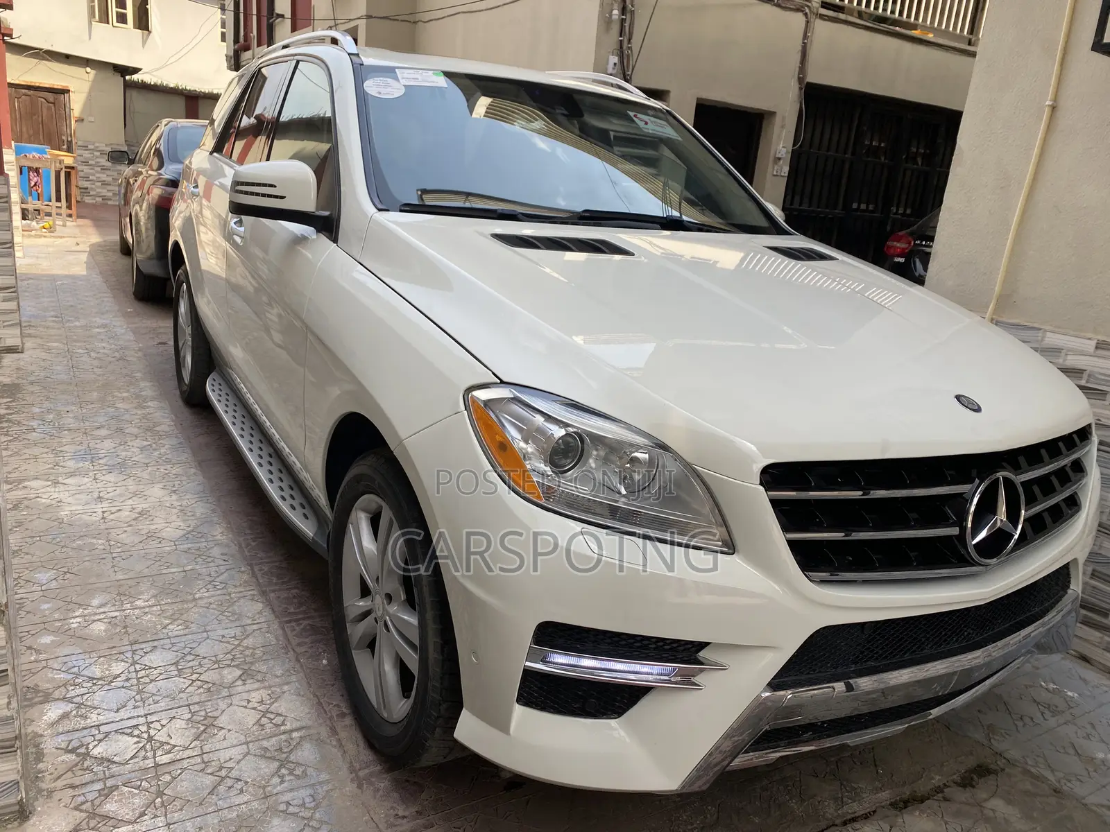 Mercedes-Benz M Class ML 350 4Matic 2013 White