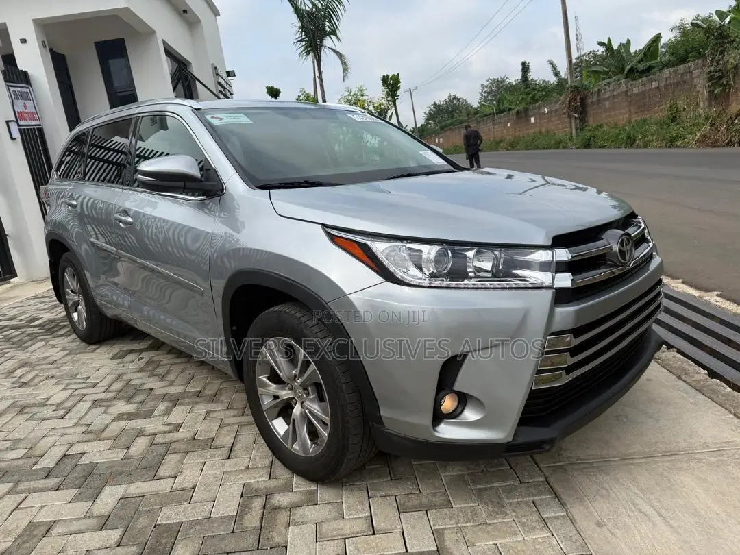 Toyota Highlander 2016 Silver