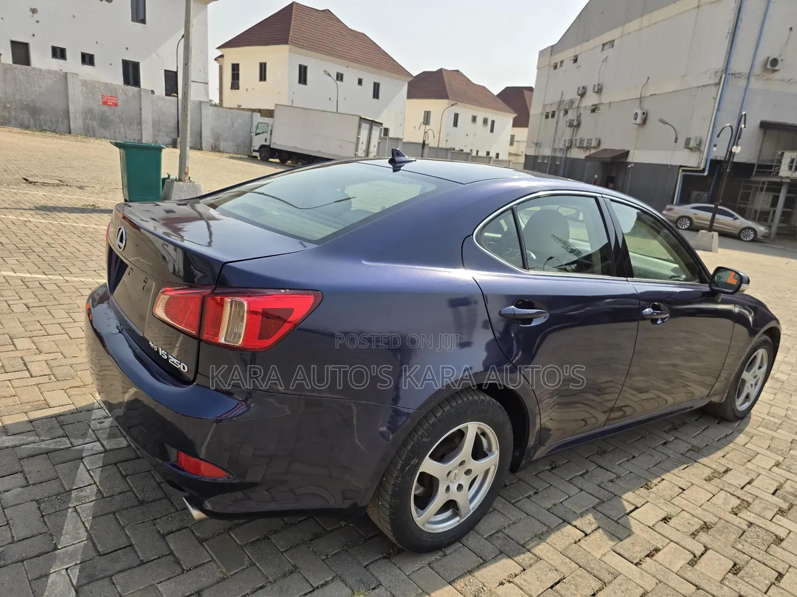 Lexus IS 2011 Blue