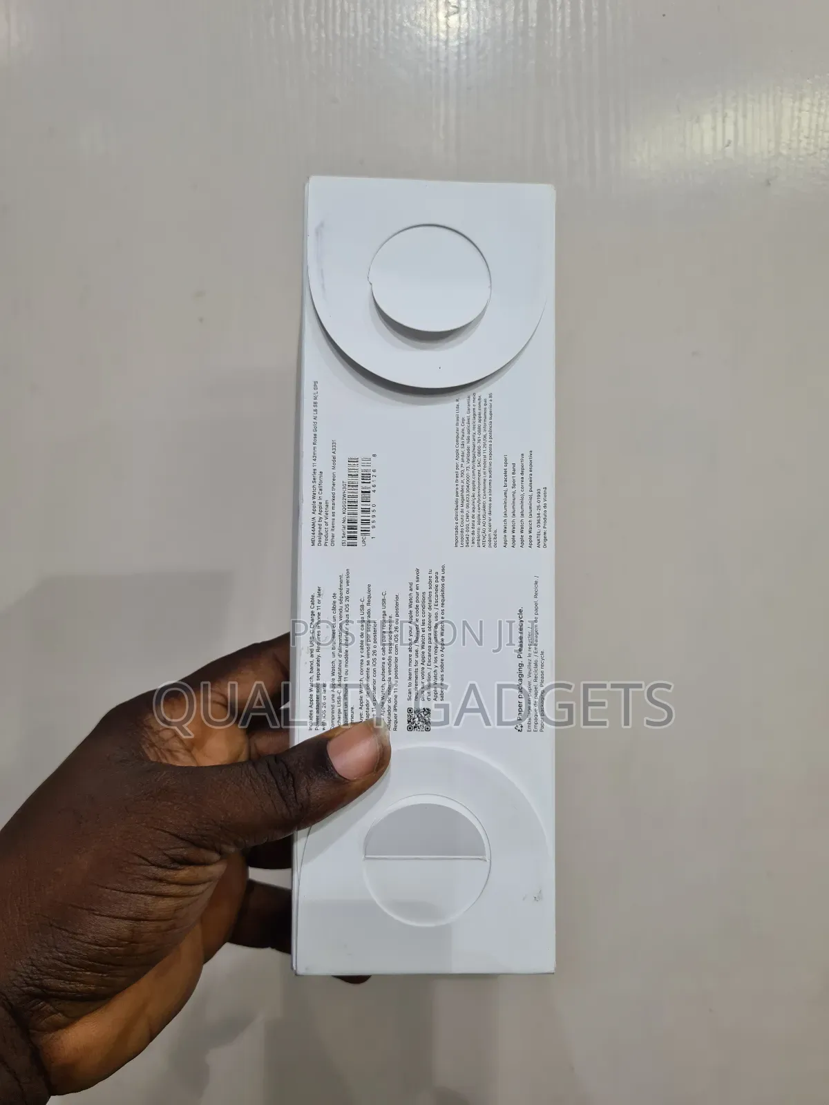 New Apple Watch Series 11 42mm