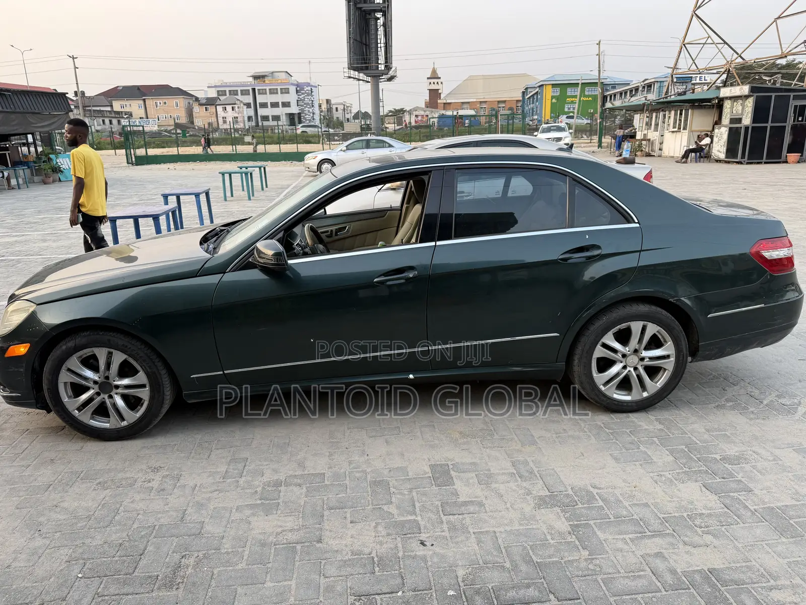 Mercedes-Benz E350 2010 Green